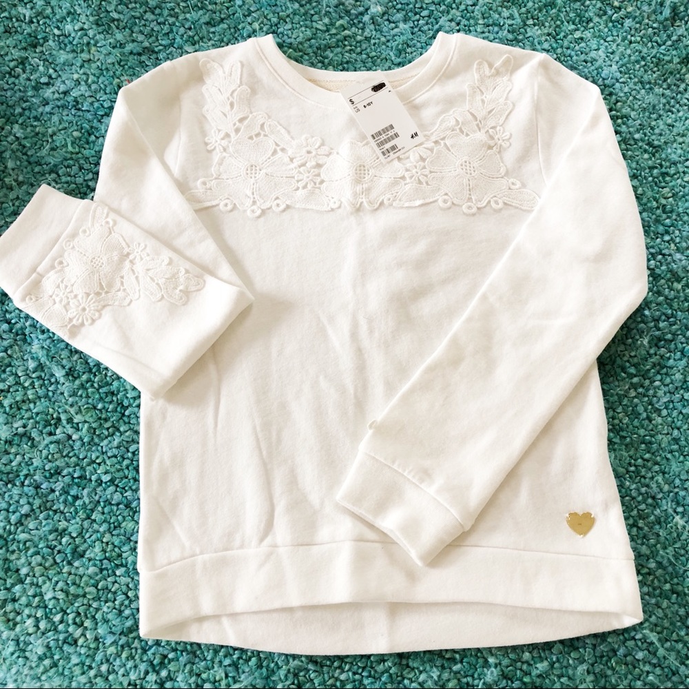 2 white girl’s tops size 7/8